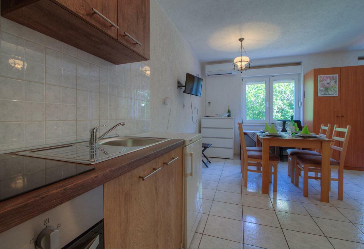 Senj Apartment Bagian luar foto