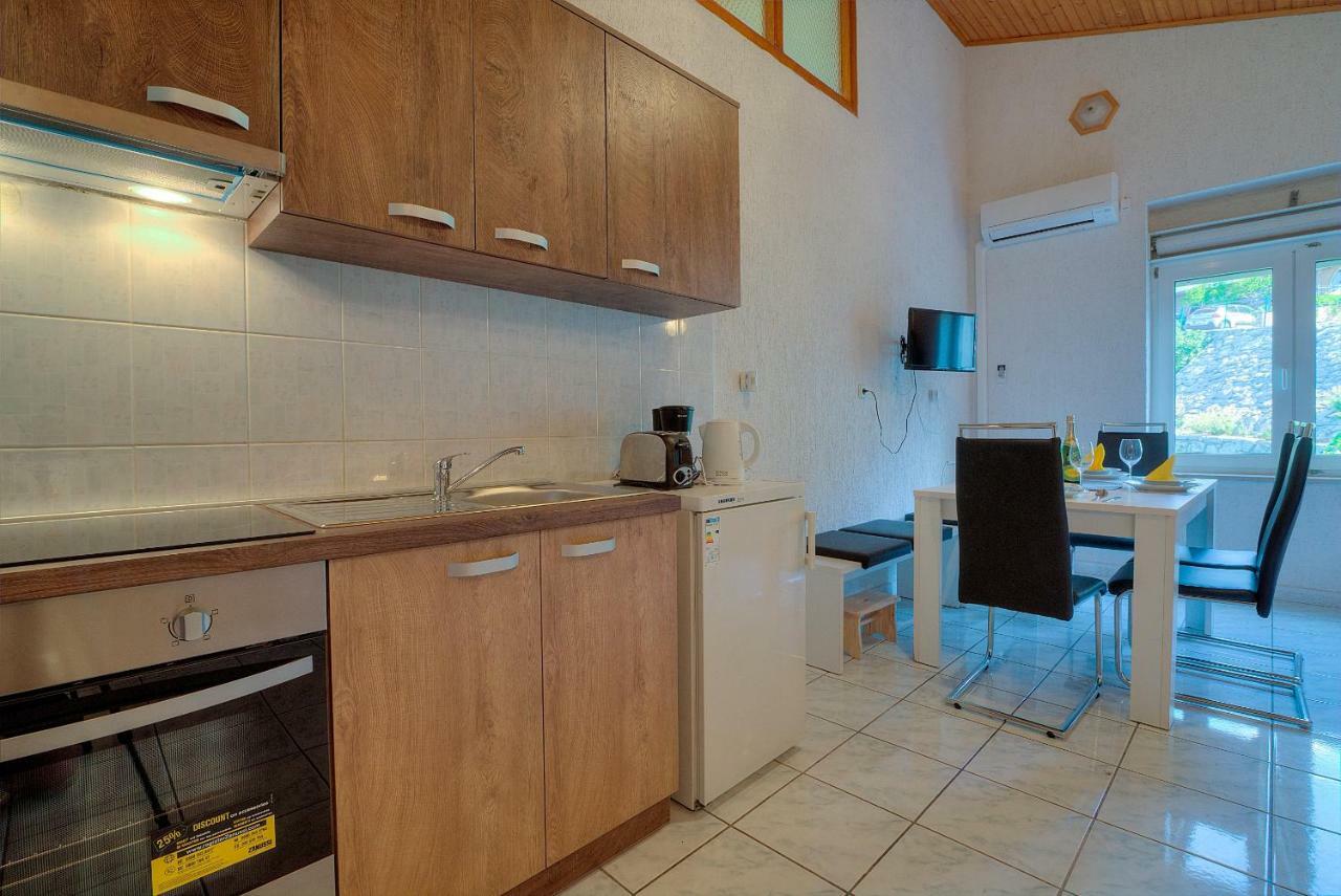 Senj Apartment Bagian luar foto