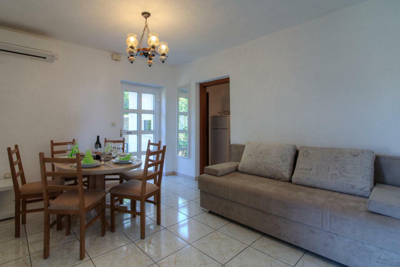 Senj Apartment Bagian luar foto