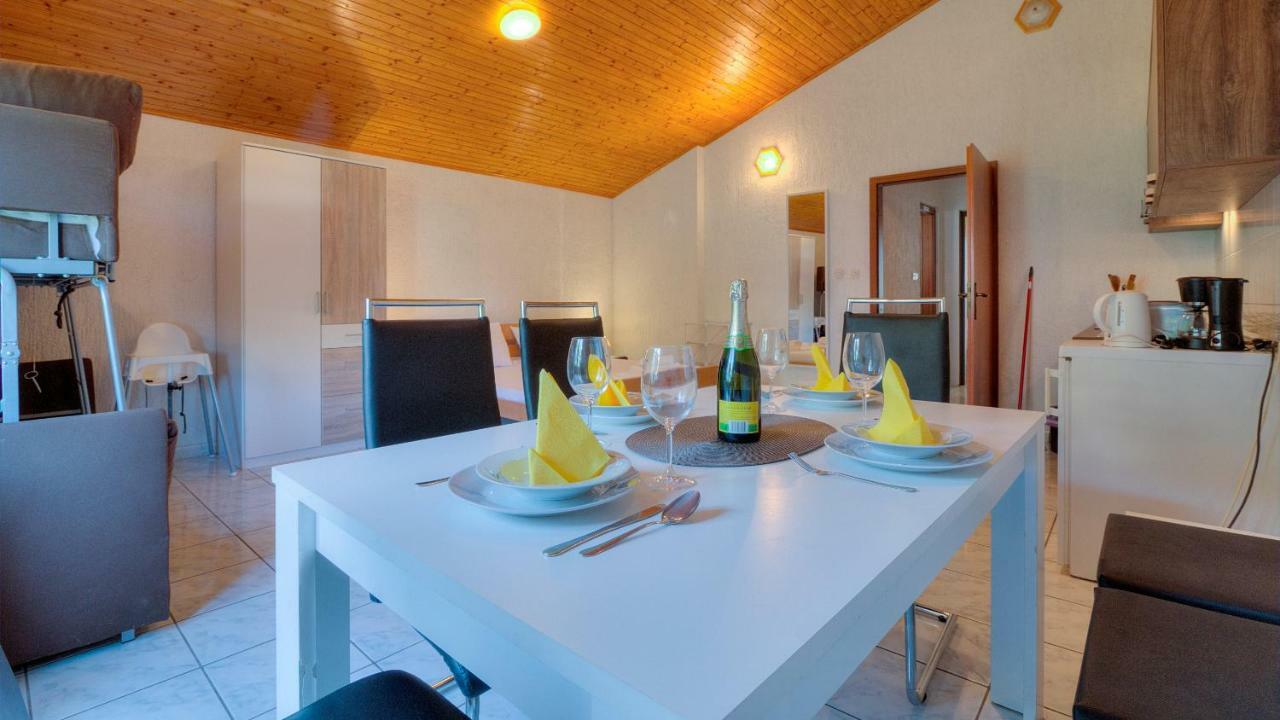 Senj Apartment Bagian luar foto